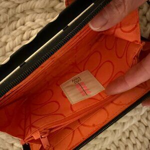 Orla Kiely Wallet Crossbody – Rare Pattern – Black/Cream + Orange Lining